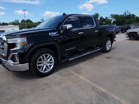 Certified 2022 GMC Sierra 1500 SLT RWD image 32