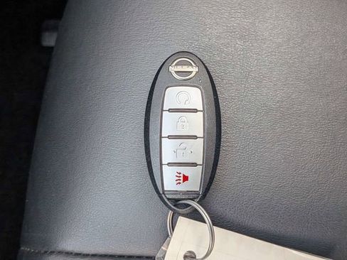 Certified 2024 Nissan Murano SV image 29