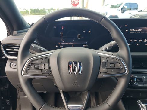 Used 2024 Buick Envista Sport Touring w/ Convenience I Package image 26