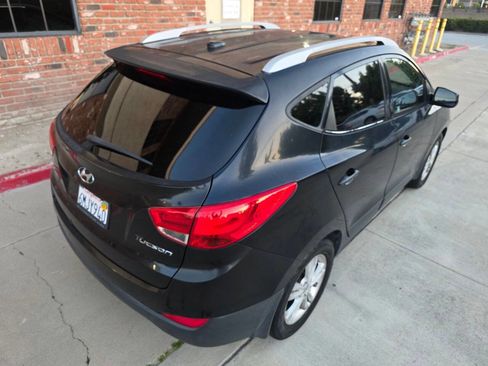 Used 2011 Hyundai Tucson GLS image 28