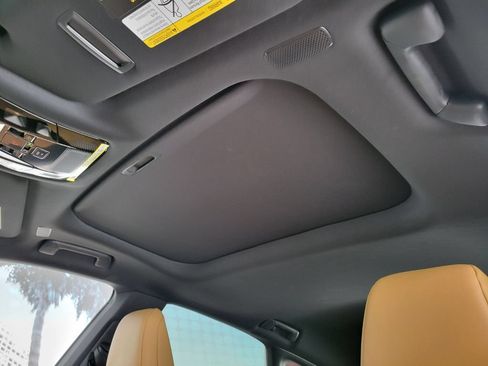 Certified 2025 Lexus RX 350 FWD w/ Technology Package image 11