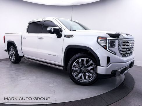 Used 2023 GMC Sierra 1500 Denali w/ Denali Reserve Package AWD/4WD image 1