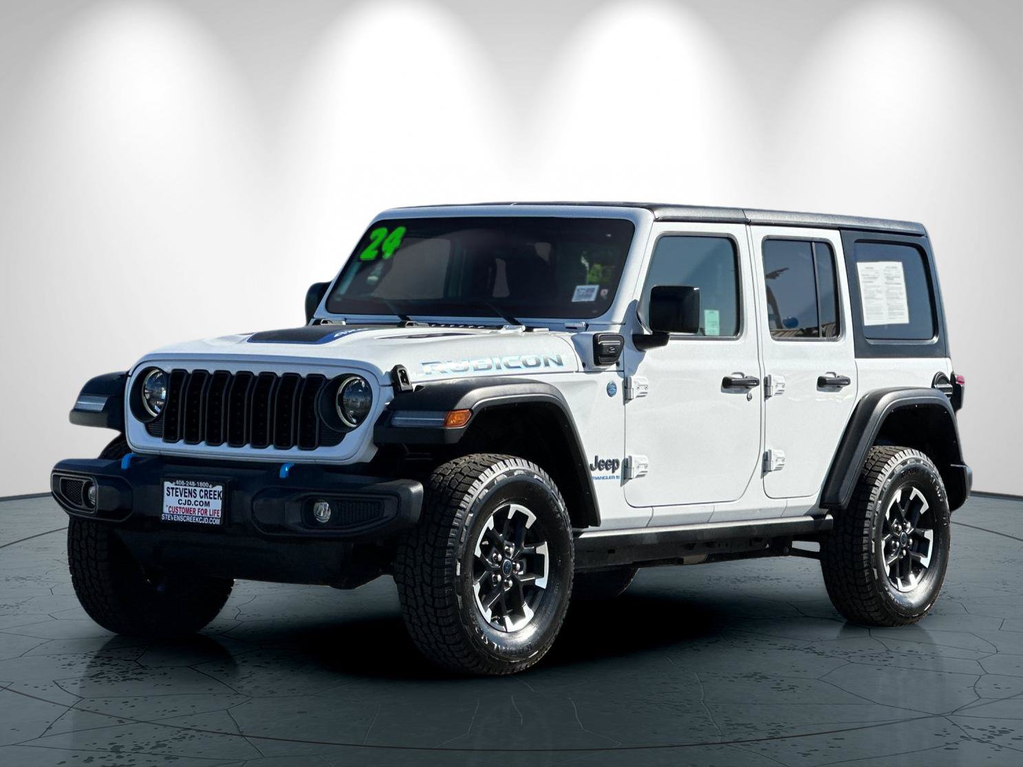 Used 2024 Jeep Wrangler Unlimited Rubicon 4xe AWD/4WD image 8