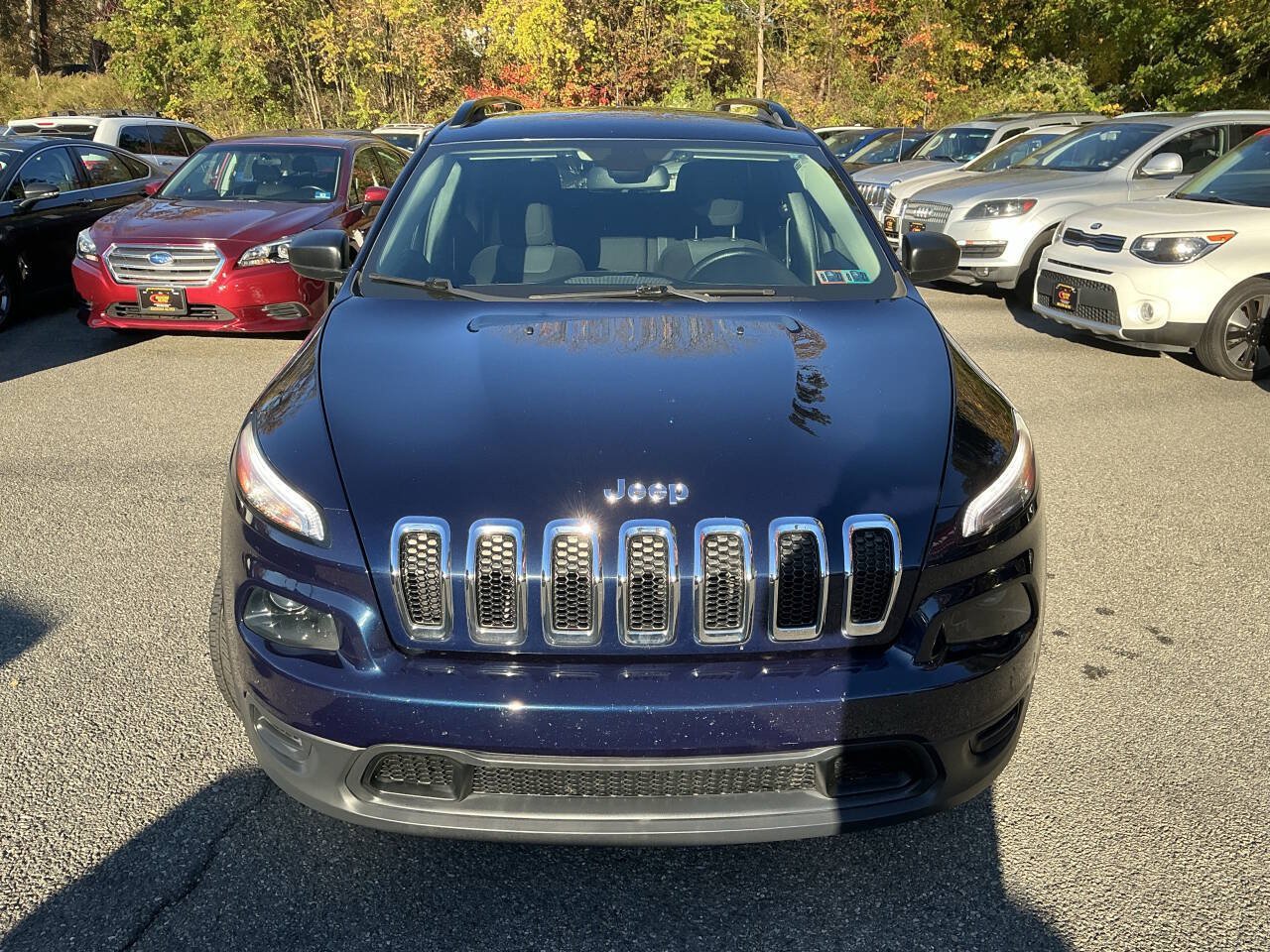 Used 2016 Jeep Cherokee Sport AWD/4WD image 2