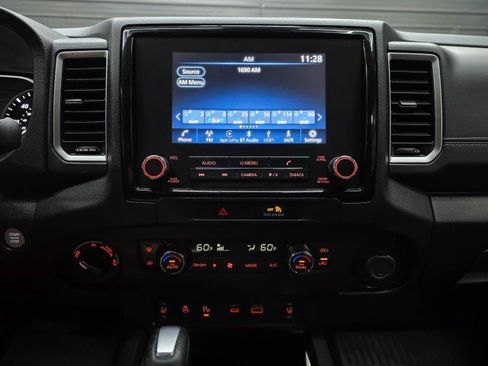 Used 2022 Nissan Frontier SV w/ SV Premium Package AWD/4WD image 28