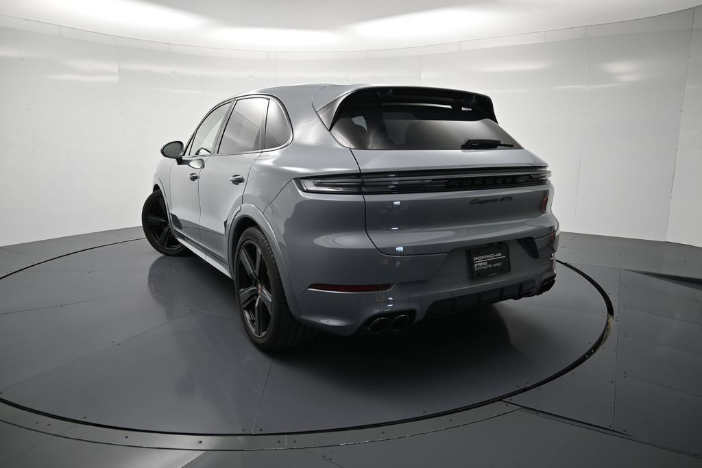Used 2026 Porsche Cayenne GTS AWD/4WD image 43
