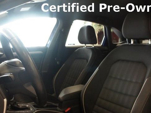 Certified 2023 Volkswagen Jetta Sport image 9