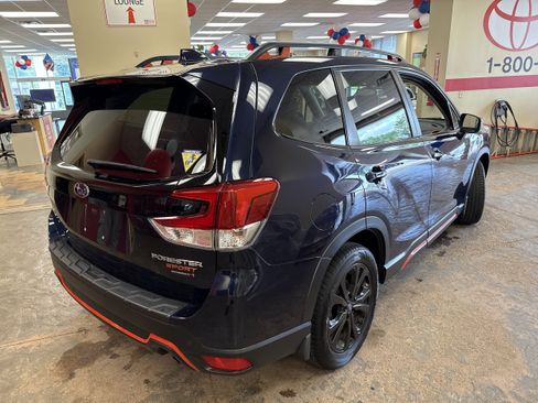 Used 2019 Subaru Forester Sport AWD/4WD image 10