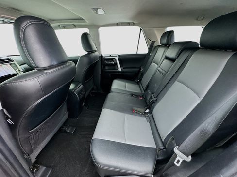 Used 2023 Toyota 4Runner SR5 Premium w/ Moonroof Package RWD image 16