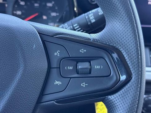 Used 2024 Chevrolet Trax LS w/ LS Convenience Package image 22