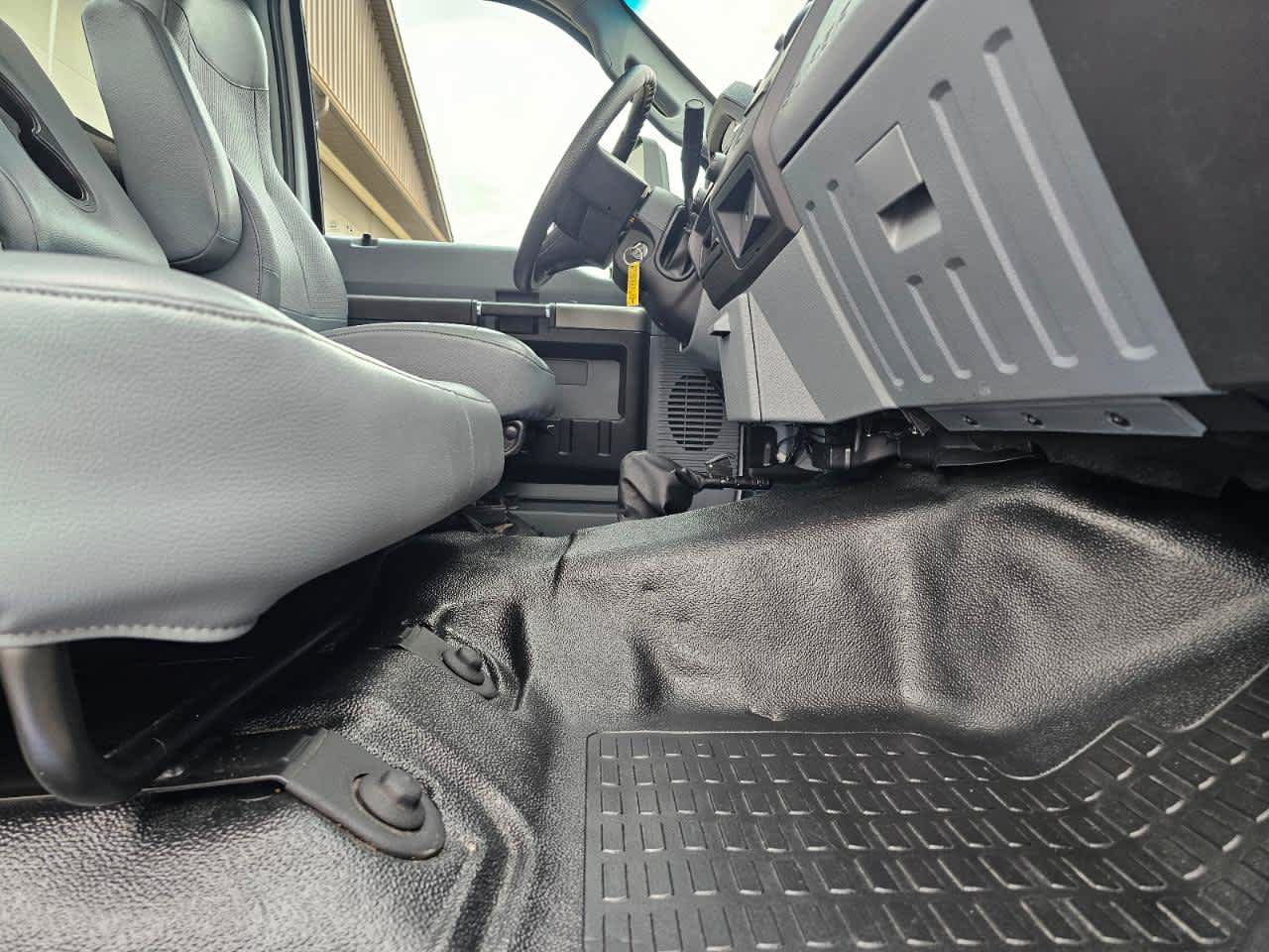 Used 2023 Ford F650 2WD Regular Cab Super Duty image 8