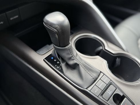 Used 2023 Toyota Camry SE image 21