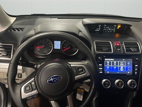 Used 2018 Subaru Forester 2.5i Premium w/ Protection Package #1 AWD/4WD image 20