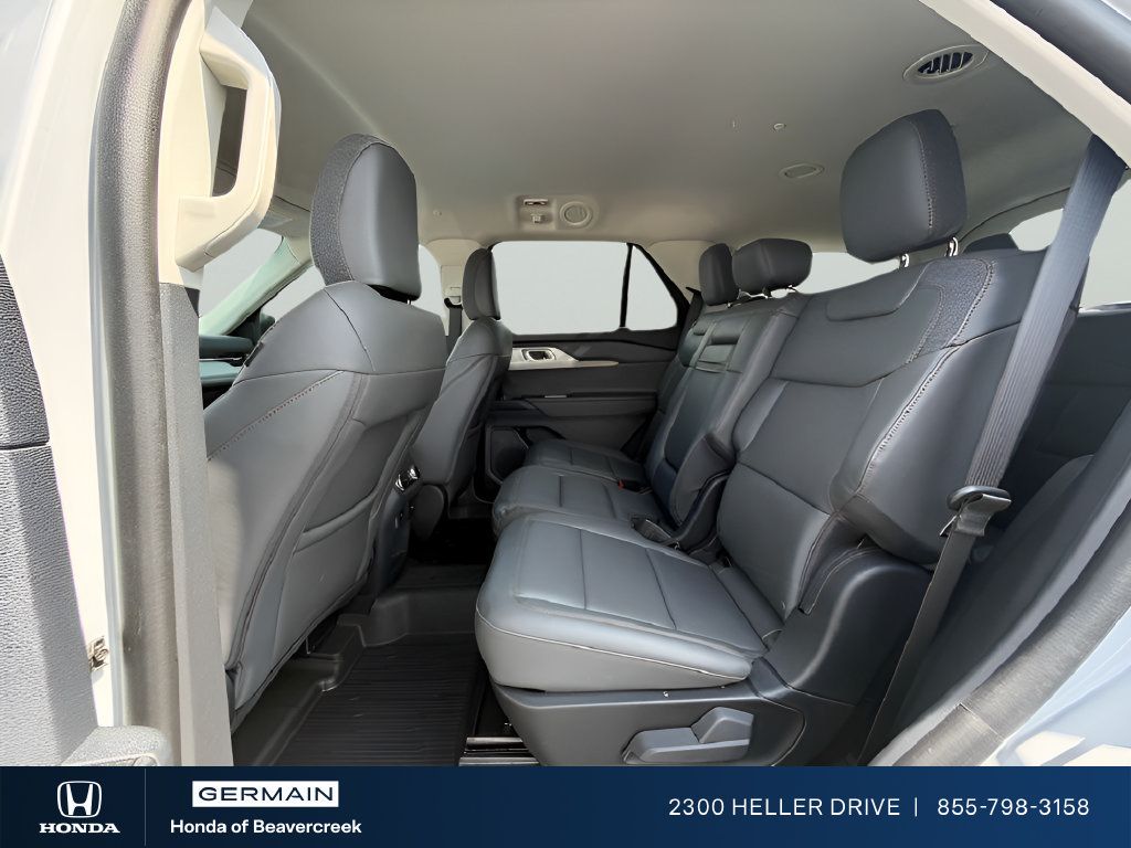 Used 2026 Ford Explorer Active w/ Active Comfort Package RWD image 24