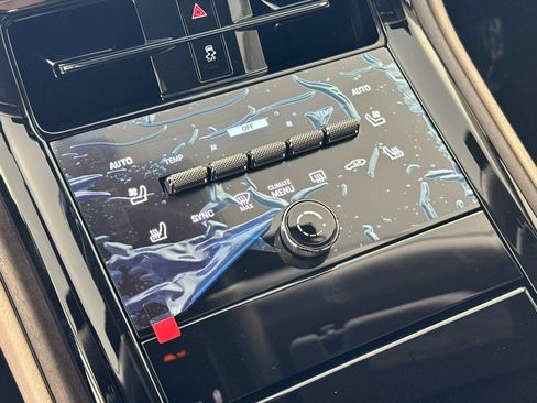 New 2026 Porsche Panamera 4 AWD/4WD image 25