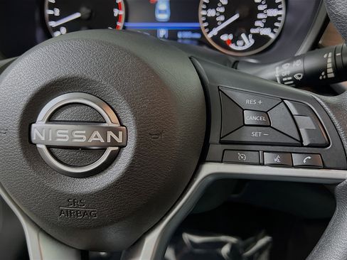 Used 2024 Nissan Altima 2.5 SV image 20