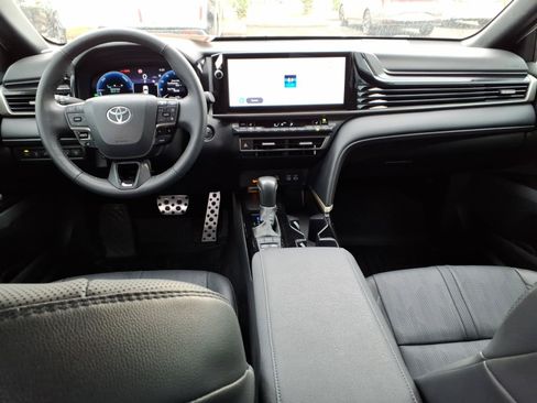 Certified 2025 Toyota Camry XSE FWD image 11