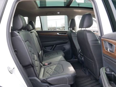 Certified 2025 Volkswagen Atlas SE w/ Panoramic Sunroof Package AWD/4WD image 20