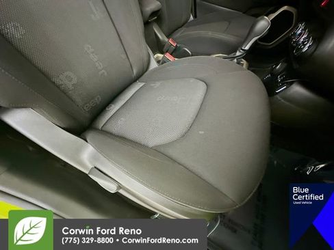 Used 2017 Jeep Renegade Sport w/ Power & Air Group AWD/4WD image 29