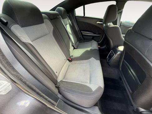 Used 2016 Dodge Charger R/T w/ Wheels & Tunes Group image 18