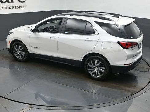 Used 2023 Chevrolet Equinox LT FWD image 42