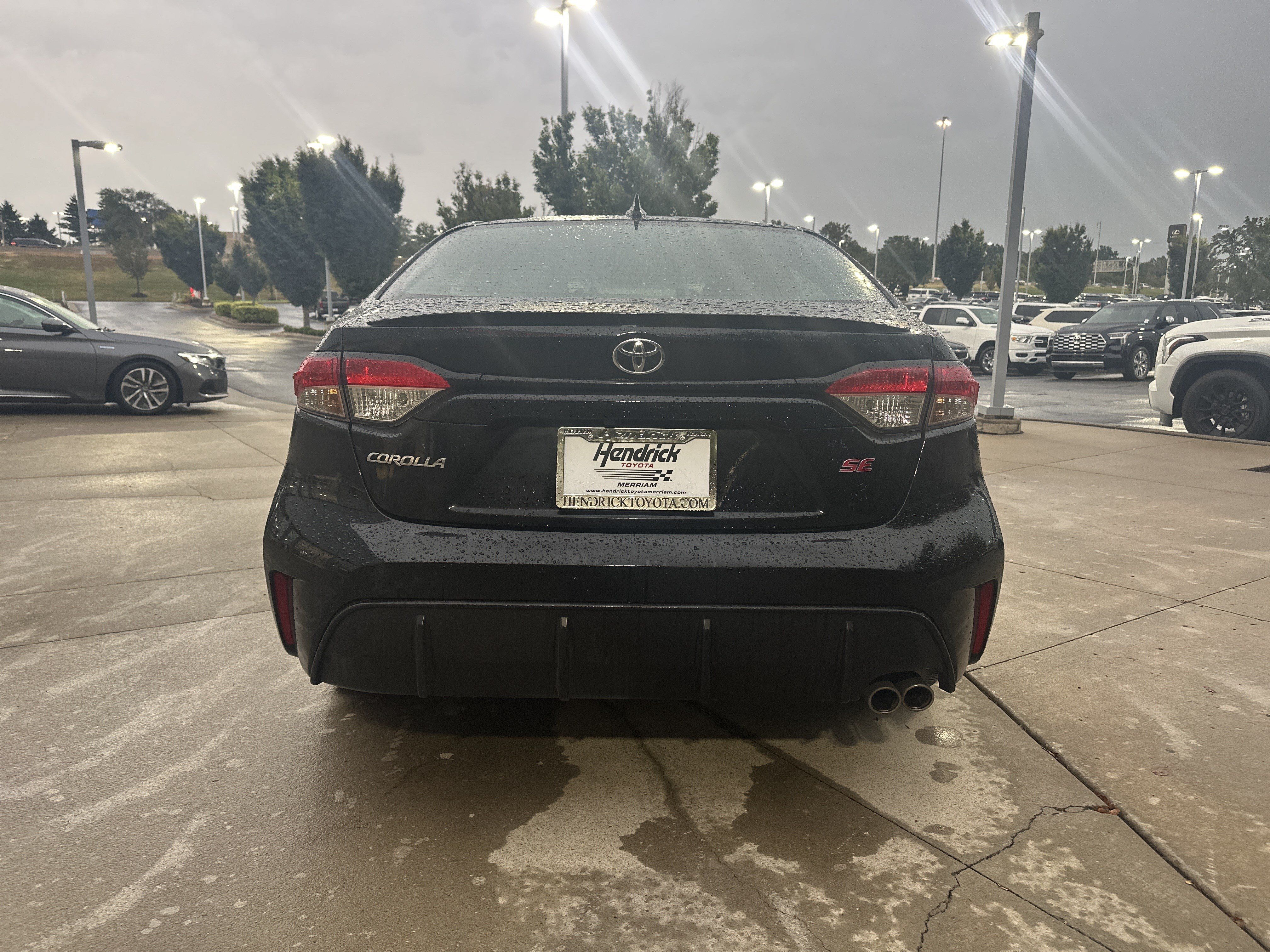 Used 2025 Toyota Corolla SE FWD image 8