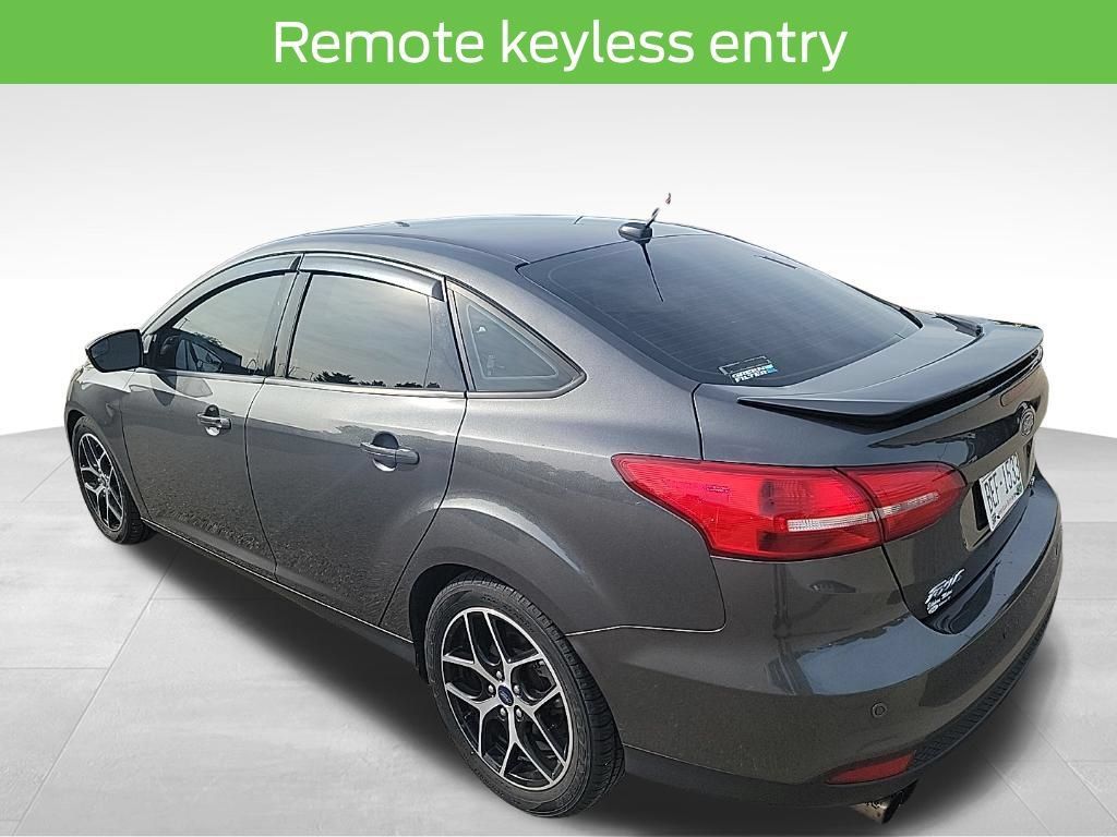 Used 2017 Ford Focus SEL w/ Cold Weather Package FWD image 15