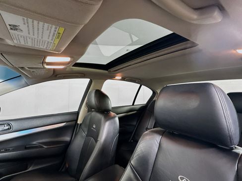 Used 2013 INFINITI G37 x w/ Premium Pkg image 24