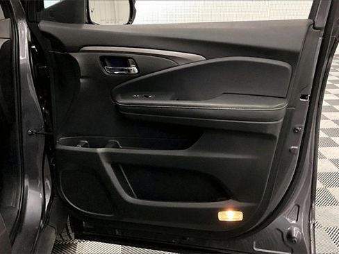Used 2022 Honda Ridgeline RTL-E image 19