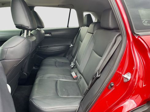 Used 2024 Toyota Corolla Cross XLE w/ Convenience Package AWD/4WD image 24