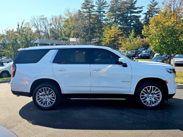 Used 2024 Chevrolet Tahoe LT w/ LT Signature Package AWD/4WD image 7