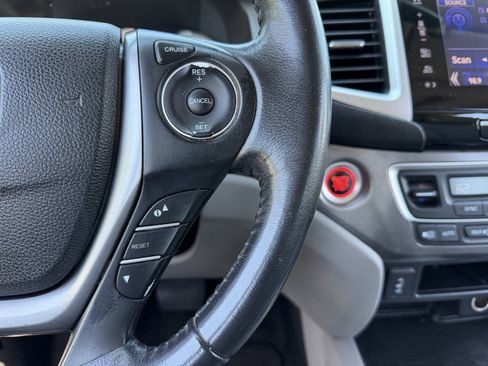 Used 2017 Honda Pilot EX-L image 17