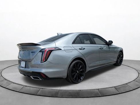 Used 2024 Cadillac CT4 Sport w/ LPO, ONYX Package image 4