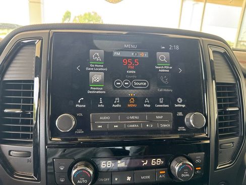 Used 2021 Nissan Titan PRO-4X w/ Pro-4x Convenience Package AWD/4WD image 18