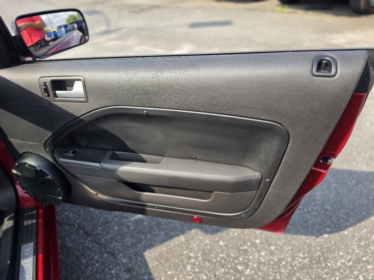 Used 2008 Ford Mustang GT RWD image 14
