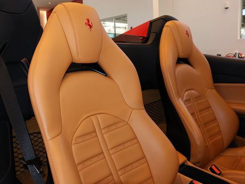 Certified 2019 Ferrari 488 Spider RWD image 42