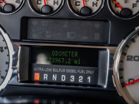 Used 2009 Ford F250 Lariat image 19