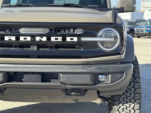 New 2025 Ford Bronco Outer Banks image 10