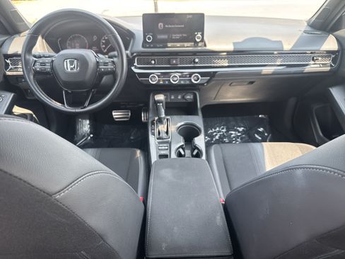 Used 2025 Honda Civic Sport image 12