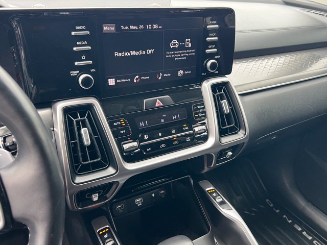 Used 2023 Kia Sorento AWD image 18