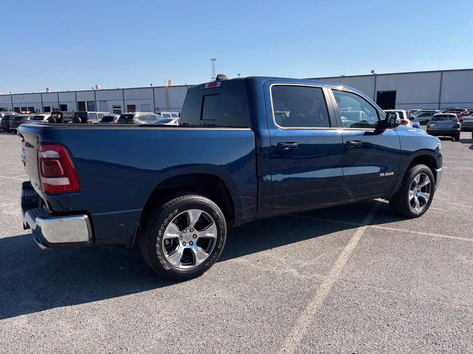 Used 2023 RAM 1500 Laramie AWD/4WD image 3
