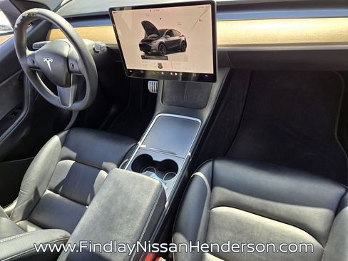 Used 2022 Tesla Model Y Performance AWD/4WD image 17