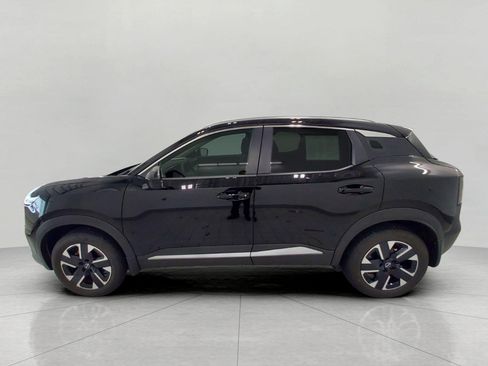Used 2026 Nissan Kicks SV w/ SV Premium Package AWD/4WD image 37