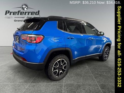 New 2026 Jeep Compass Trailhawk image 17