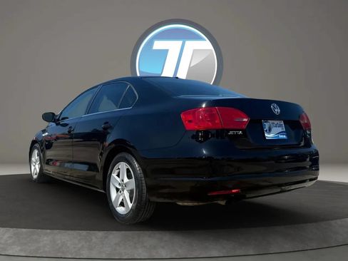 Used 2014 Volkswagen Jetta TDI FWD image 11