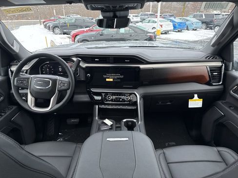 New 2026 GMC Sierra 3500 Denali w/ Denali Reserve Package image 6