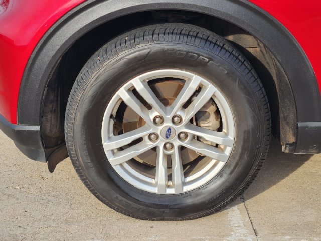 Used 2020 Ford Explorer XLT w/ Equipment Group 202A RWD image 10