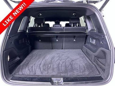 Used 2024 Mercedes-Benz GLB 250 GLB 250 Exclusive AMG Night 4 image 43