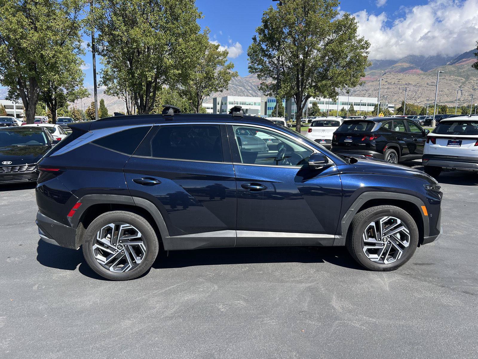 Certified 2025 Hyundai Tucson Limited AWD/4WD image 15