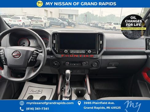 Used 2025 Nissan Frontier PRO-4X w/ Interior Protection Package AWD/4WD image 13